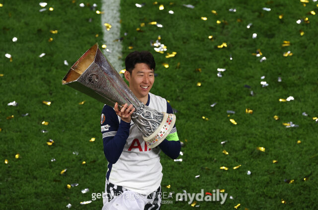 영국 '데일리 메일'은 토트넘 홋스퍼의 문제점으로 리더십 부재와 빠른 공격수가 없다는 점을 꼽았다. 토트넘 시절의 손흥민./게티이미지코리아