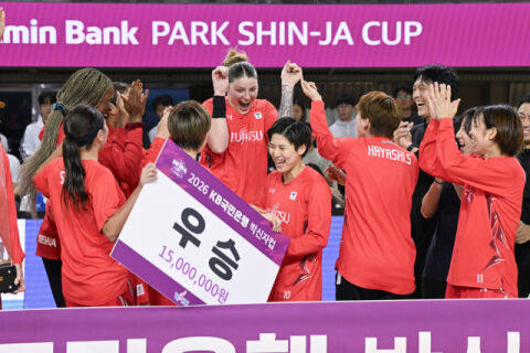 김단비 '12득점 12리바운드' 분전, 우리은행 박신자컵 준우승! 후지쯔 대회 3연패 달성...삼성 23년 만에 '개막 3연승' 질주(종합)