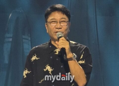 3년 만에 돌아온 이수만&hellip;돌고 돌아 다시 '이수만표' K팝 [MD포커스]