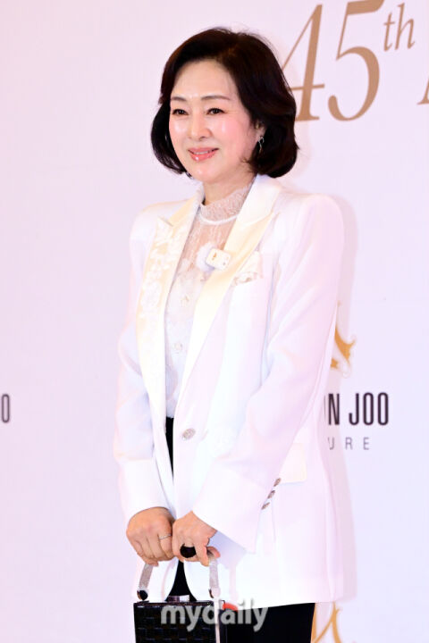 [MD포토] 이보희 '우아한 자태로'
