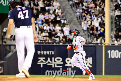 [MD포토] 투런포 오스틴 '기분좋은 출발'