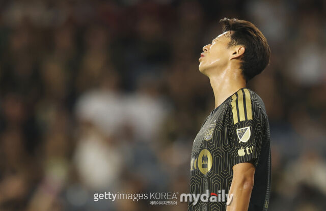 손흥민(LAFC)이 15일(한국시각) 미국 캘리포니아주 로스앤젤레스의 BMO 스타디움에서 열린 오스틴FC와 2026시즌 메이저리그사커(MLS) 29라운드 맞대결에 선발 출전했다./게티이미지코리아