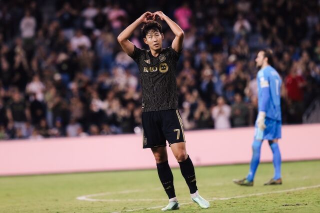 손흥민(LAFC)이 15일(이하 한국시각) 미국 캘리포니아주 로스앤젤레스의 BMO 스타디움에서 펼쳐진 오스틴FC와의 ‘2026시즌 메이저리그사커(MLS’) 29라운드에서 득점을 터트렸다./LAFC 제공