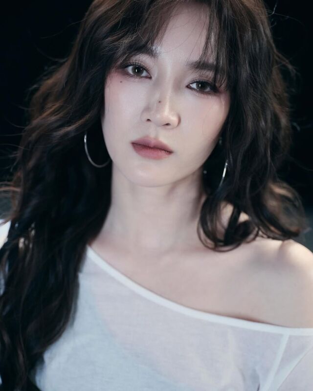 지아가 영어 공부를 위해 미국으로 떠났다가 예상치 못한 학교 폐교 사태를 겪었다. / 지아 SNS