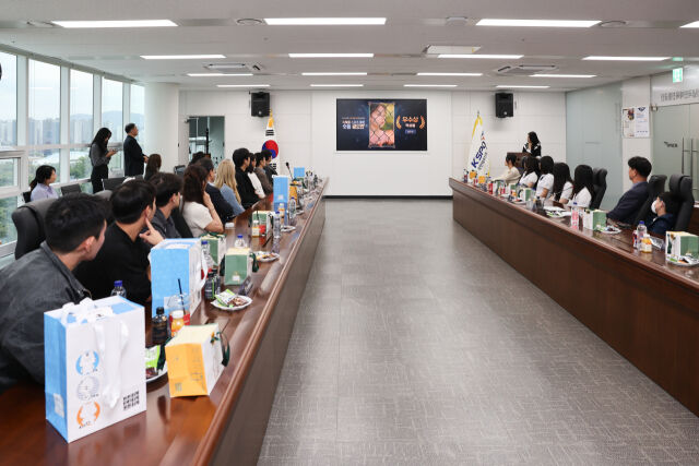 2026 AI 활용 스포츠 활동 쇼트폼 공모전 발표가 진행되고 있다. /국민체육진흥공단 제공