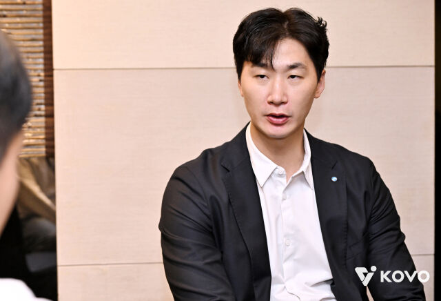 우리카드 박철우 감독이 20일 2026 여수·NH농협컵 프로배구대회에서 첫 경기를 치른다. 8일 2026-2027시즌 미디어데이에 참석한 박철우 감독./한국배구연맹 제공