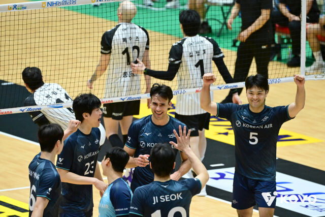 대한항공이 20일 여수 진남체육관에서 열린 2026 여수·NH농협컵 프로배구대회 조별리그 A조 OK저축은행전에서 포효하고 있다./한국배구연맹 제공