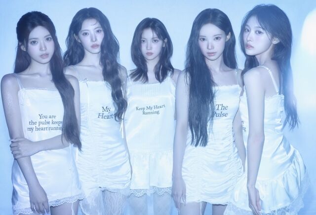 그룹 리센느 미니 4집 '펄스' 단체 콘셉트 포토 / 더뮤즈엔터테인먼트