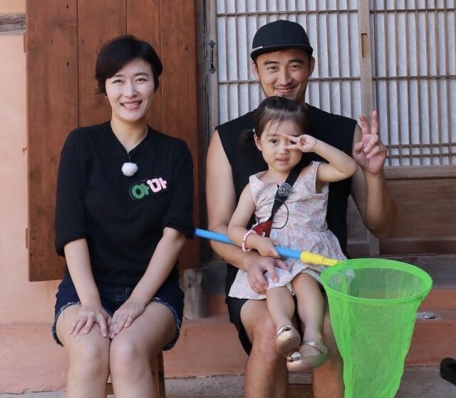 정성윤, 정모아, 김미려 가족/소셜미디어