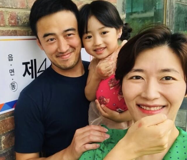 정성윤, 정모아, 김미려 가족/소셜미디어