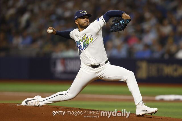 MLB 탬파베이는 안방인 트로피카나 필드에서 열리는 밀워키와 월드시리즈 3차전 선발투수로 프레디 페랄타를 내보낼 것으로 보인다. 페랄타는 올 시즌 트로피카나 필드에서 좋은 성적을 냈다./게티이미지코리아