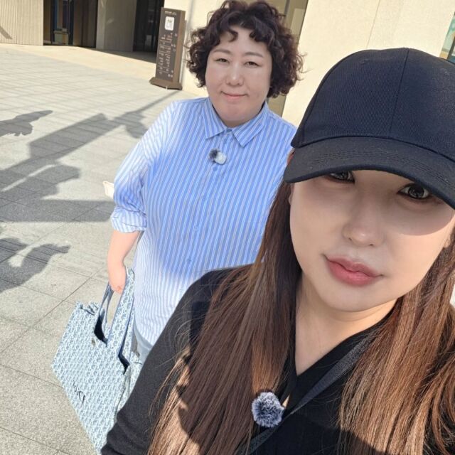 풍자가 37kg 감량에 성공한 뒤 한층 달라진 모습으로 시선을 사로잡았다. / 풍자 SNS