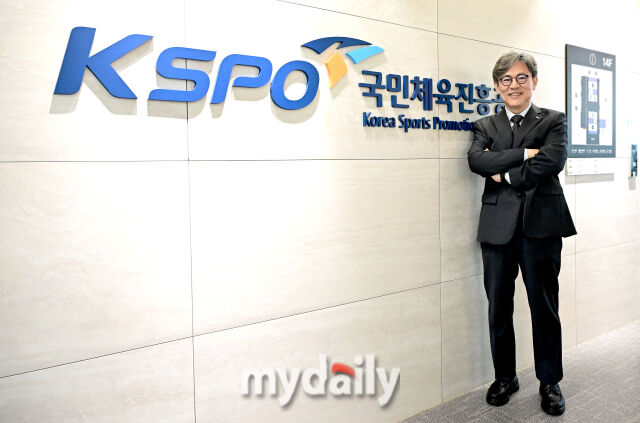 한남희 서울올림픽기념국민체육진흥공단 상임감사가 마이데일리와 인터뷰를 진행하고 있다./서울올림픽기념국민체육진흥공단=유진형 기자